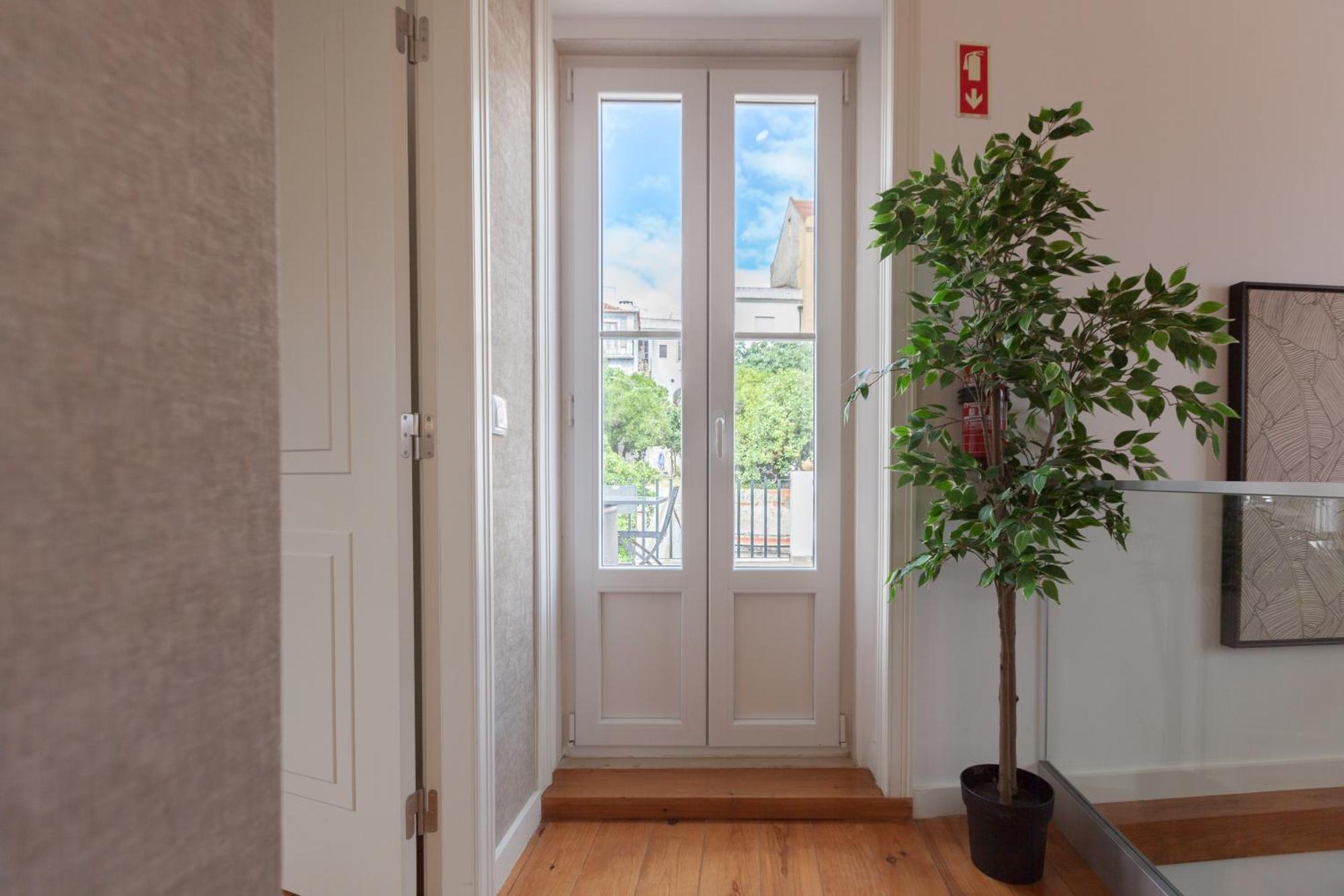 Flh Portas Do Sol Duplex With Terrace Apartment Lisbon Exterior photo